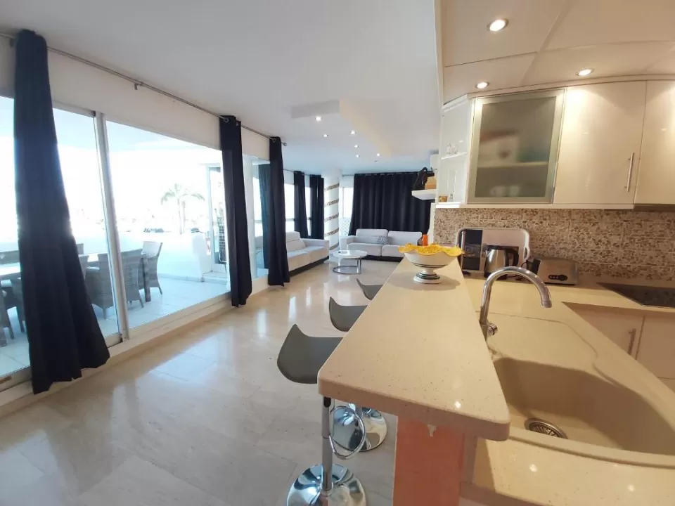 Del Parque Flats- Puerto Marina Sea View