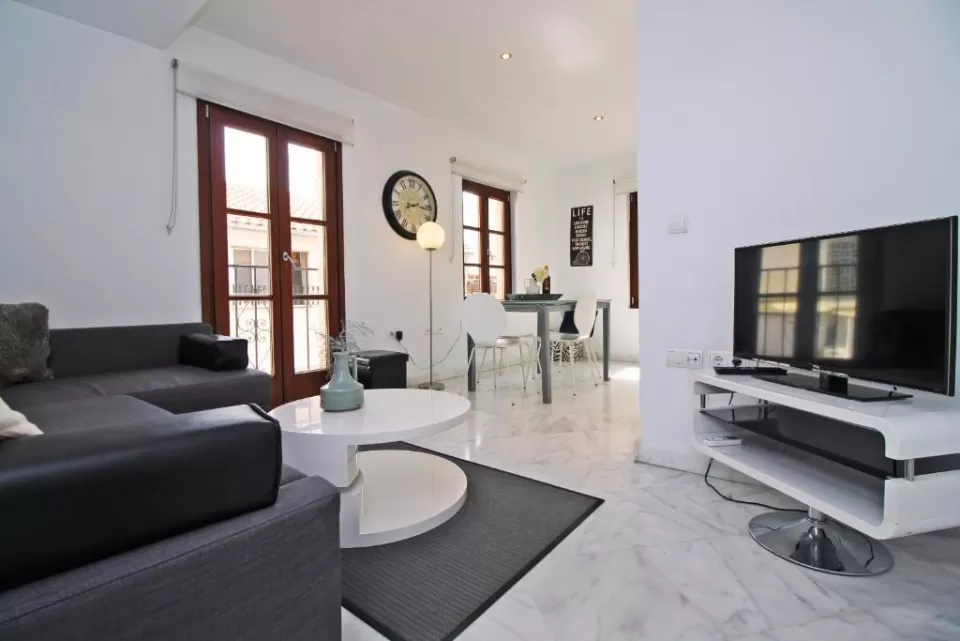 Del Parque Flats- Tribuna