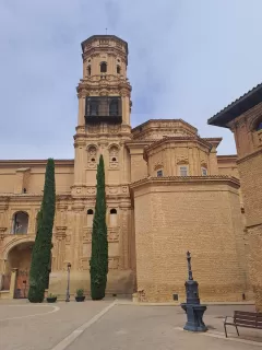Geer Hubers en su estacia en Esencia de Bardenas- Apartamento Alesves 6369_4