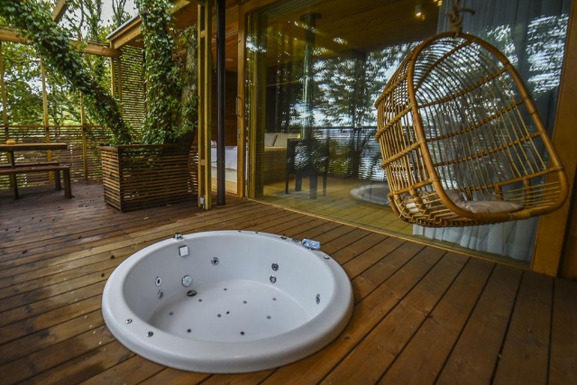 Pipe acceso al jacuzzi 