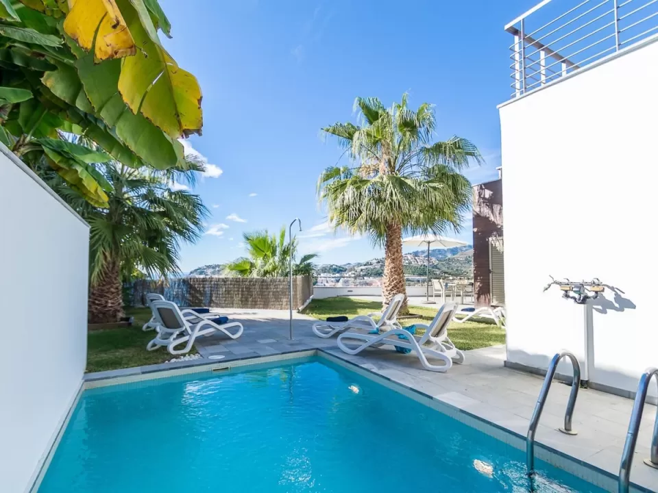 Grandesvillas- Villa Vista del Mar