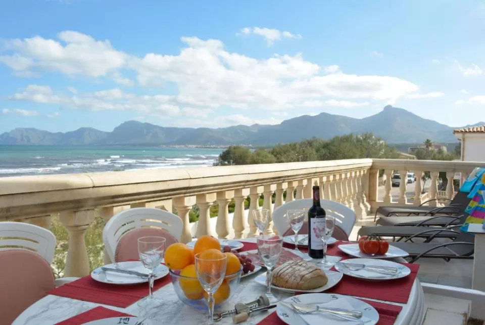 Mallorca Beach Front line Apartment