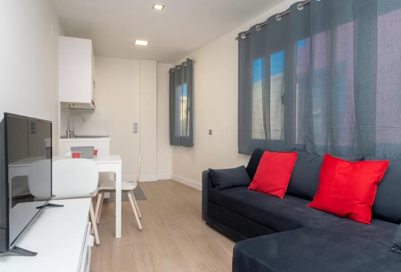 Lightbooking Vacation Rentals-Estudio Las Canteras