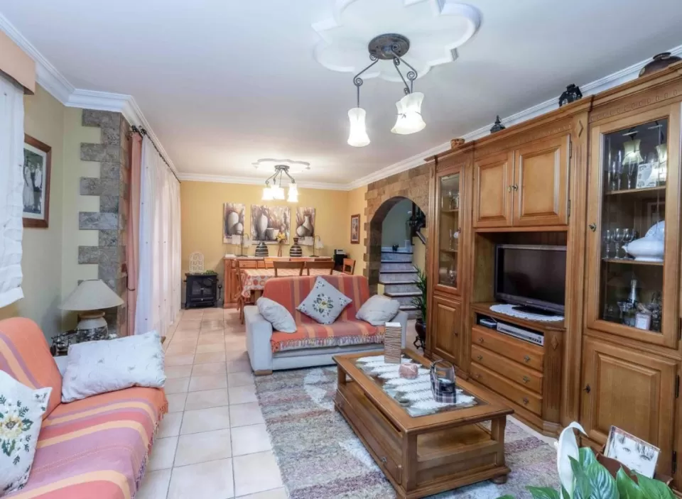 Lightbooking Vacation Rentals-  Agaete Duplex