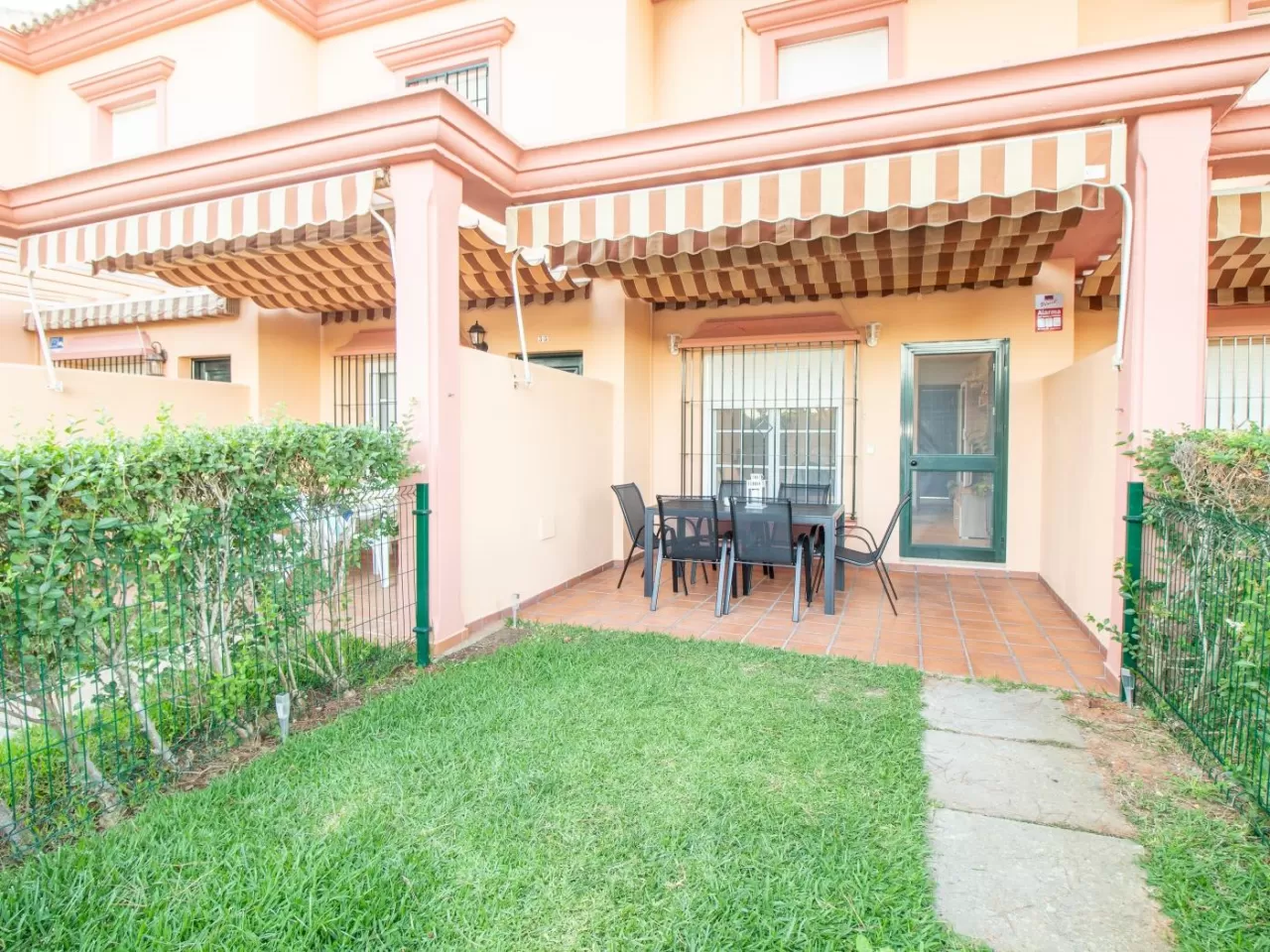 Lightbooking Vacation Rentals- Dúplex La Barrosa
