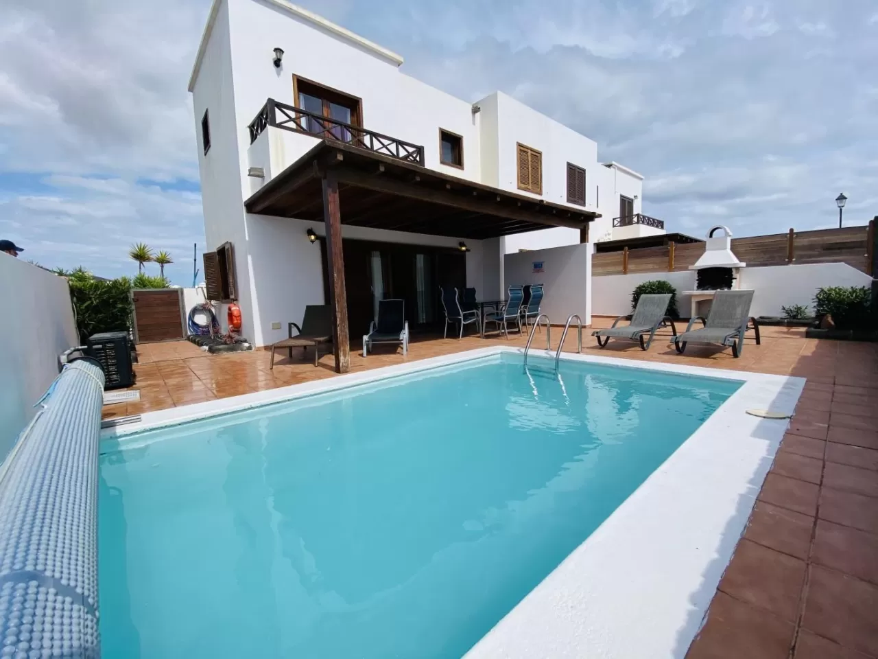 Lightbooking Vacation Rentals- Playa Blanca 2