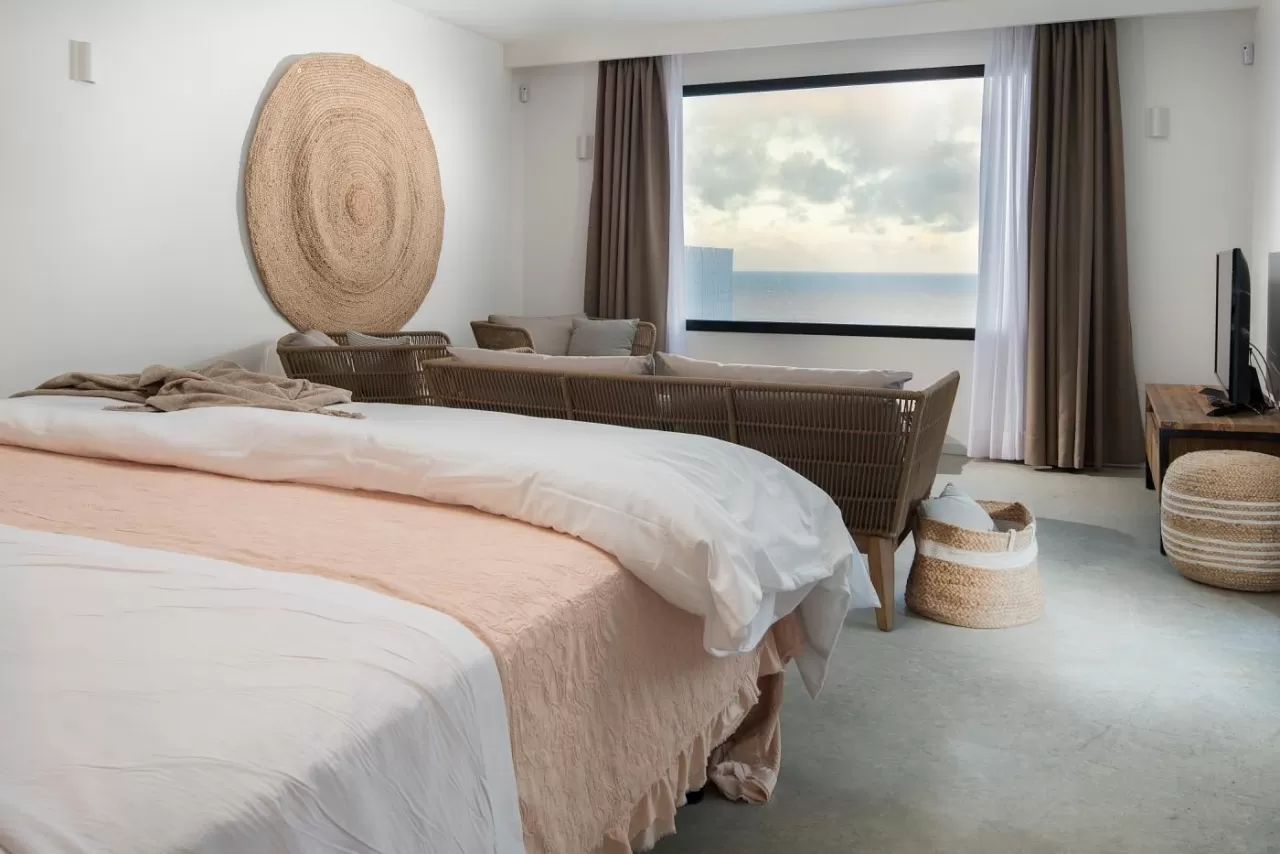  Lightbooking Vacation Rentals- Edem I