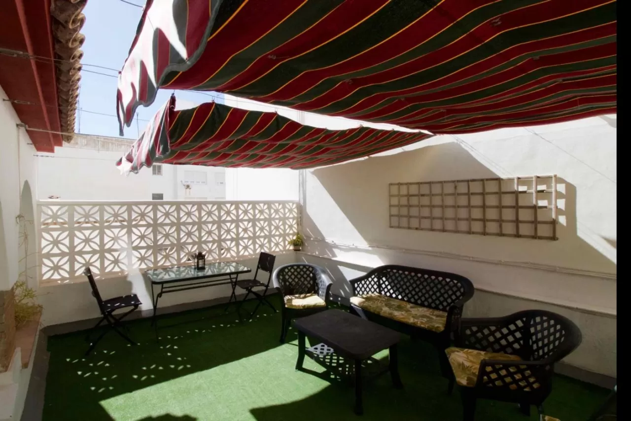 Lightbooking Vacation Rentals- Tower Penthouse