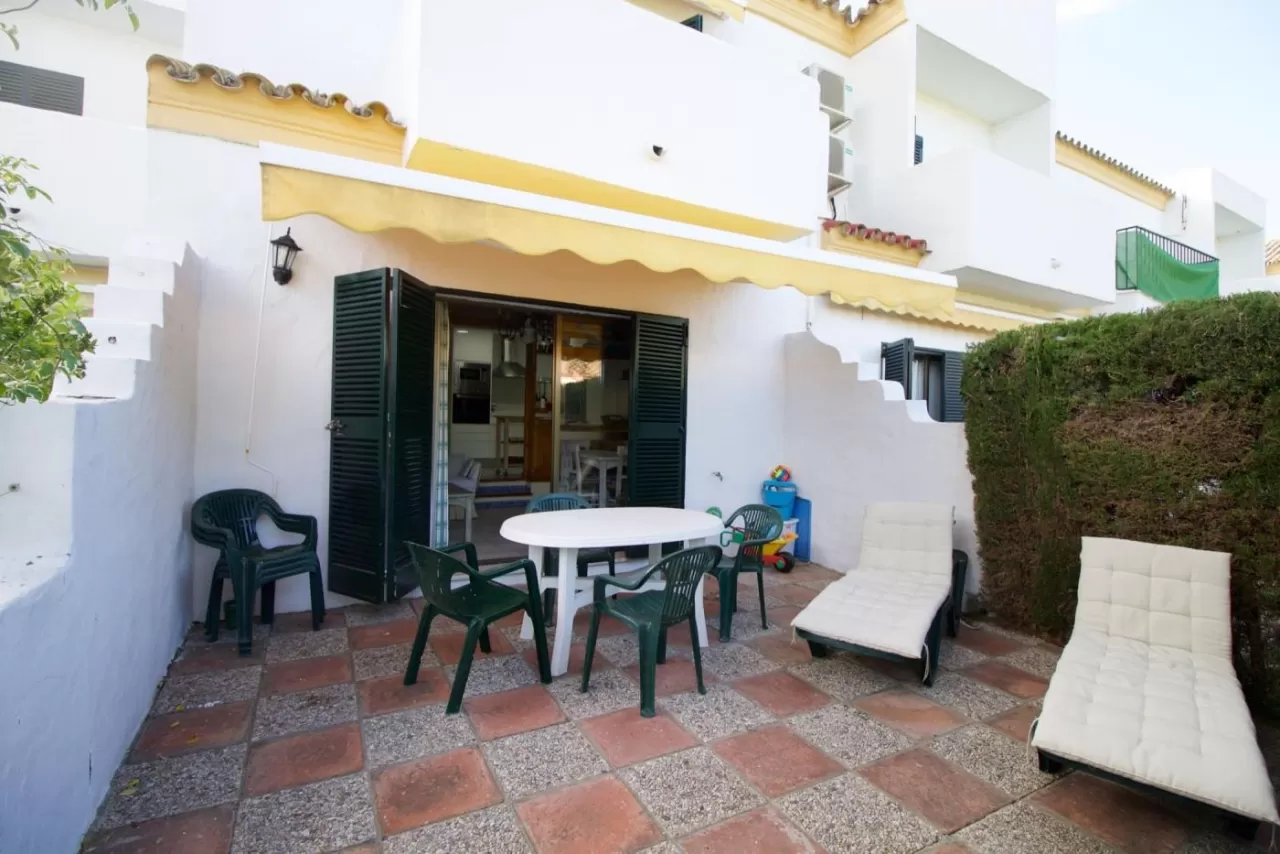 Lightbooking Vacation Rentals- Vista Hermosa II 