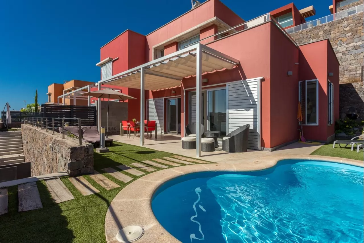 Lightbooking Vacation Rentals- Heaven Salobre Golf