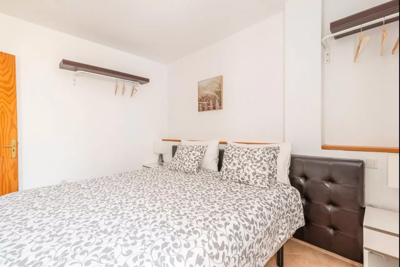 Lightbooking Vacation Rentals- Calas 1A