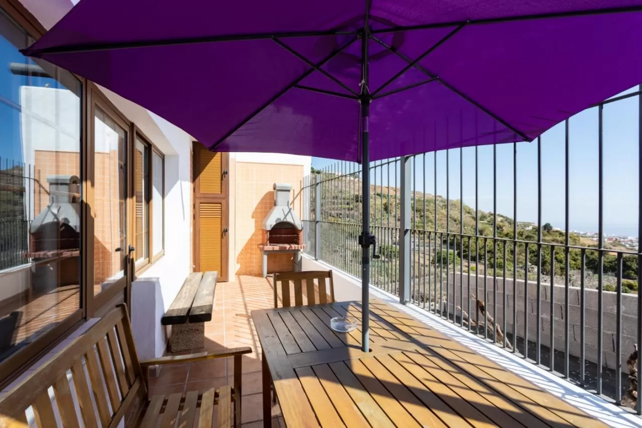Lightbooking Vacation Rentals- Hoya II