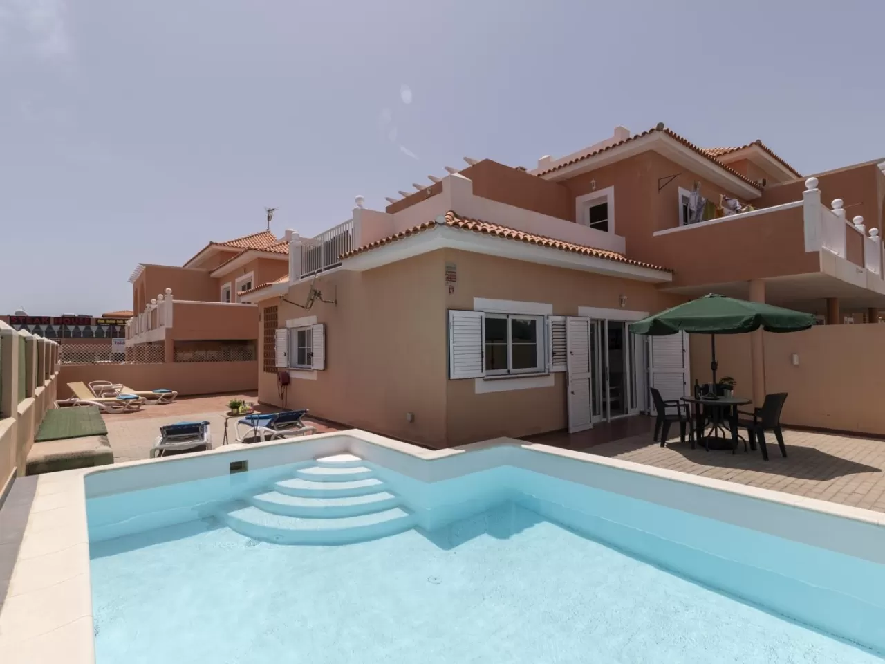 Lightbooking Vacation Rentals- Apto Esmeralda