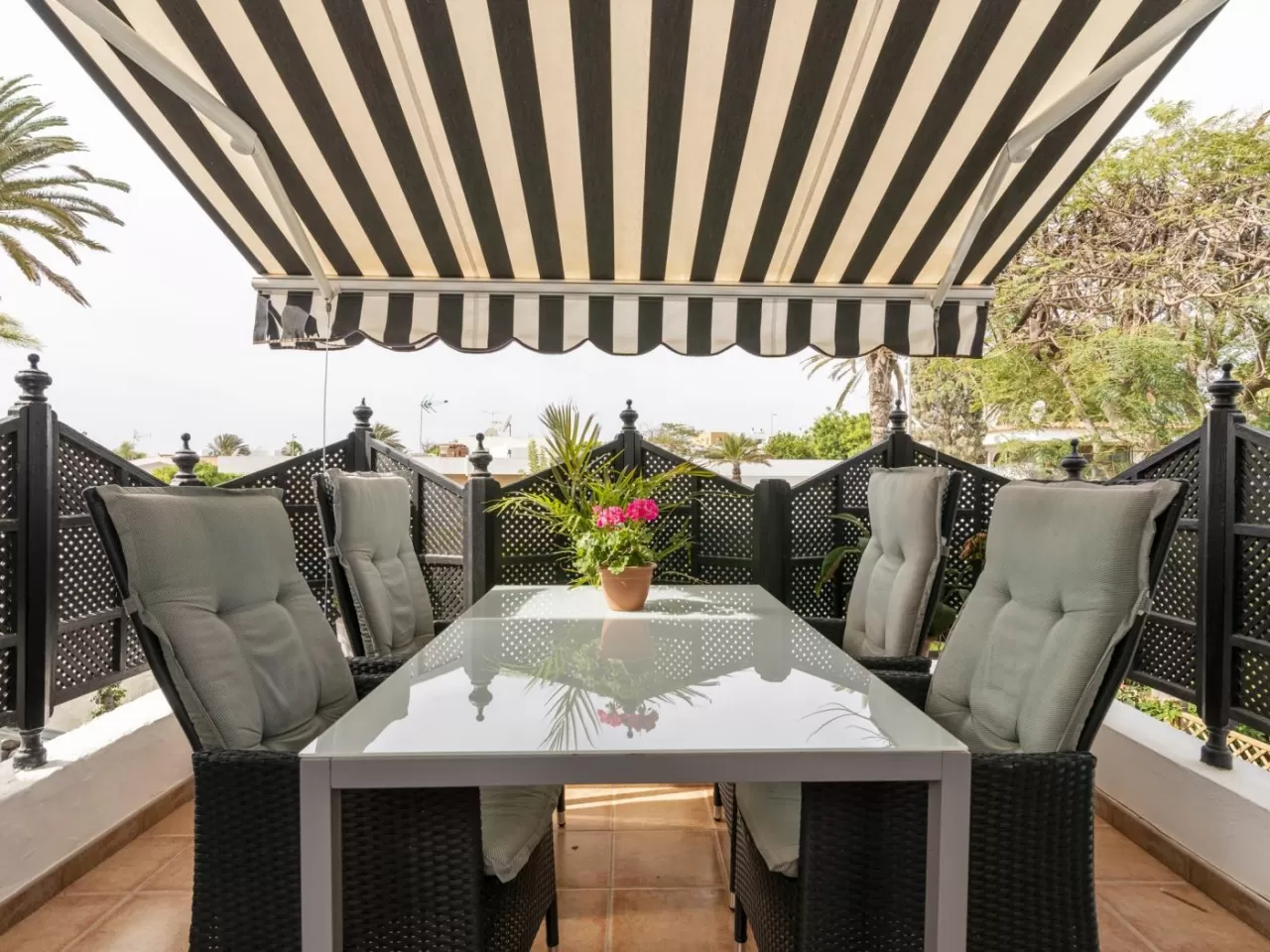 Lightbooking Vacation Rentals- Las Mimosas 8