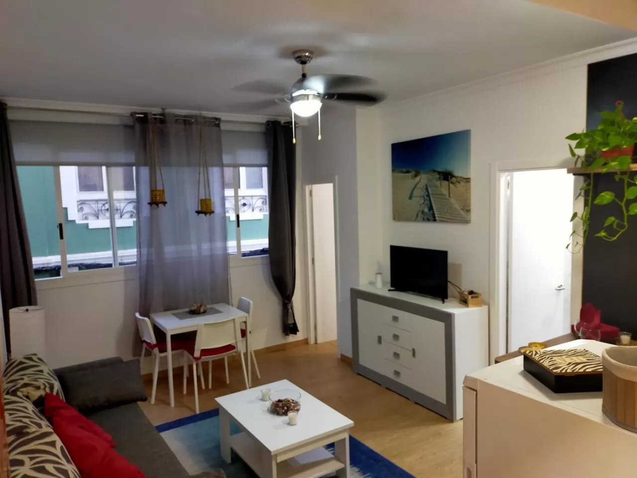 Lightbooking Vacation Rentals- Refugio de Morgana