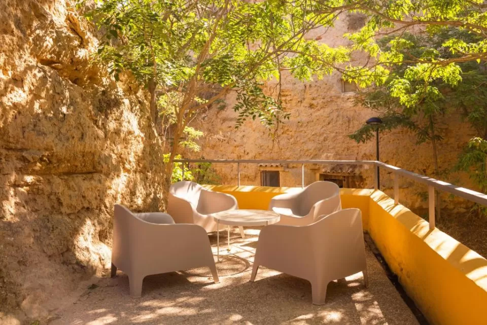 Cuevas Bardeneras- Junior Suite Alondra