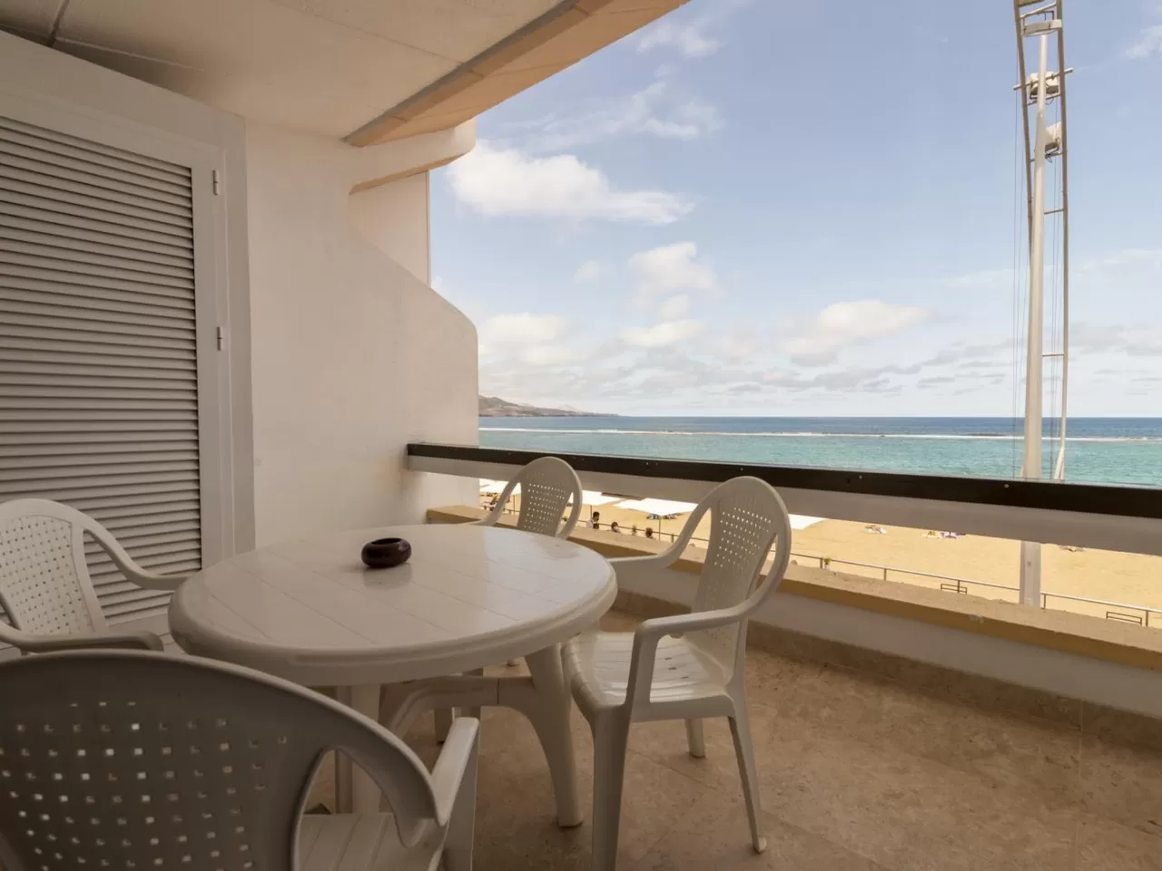 Lightbooking Vacation Rentals- Canteras 24 1C