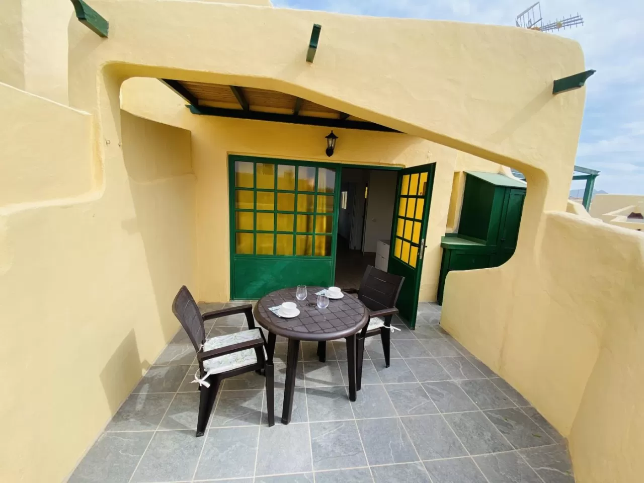 Lightbooking Vacation Rentals- Bungalow Ancora 122