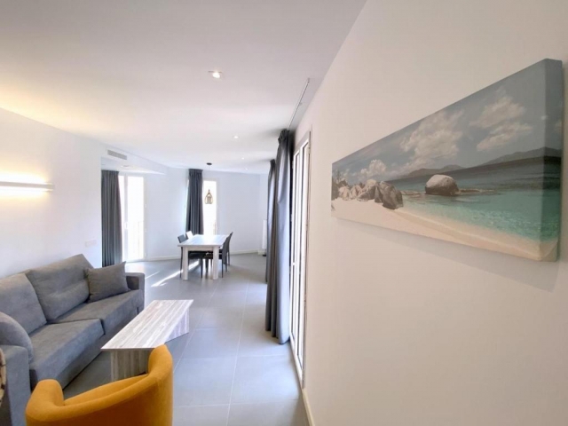 Sala de estar con silla