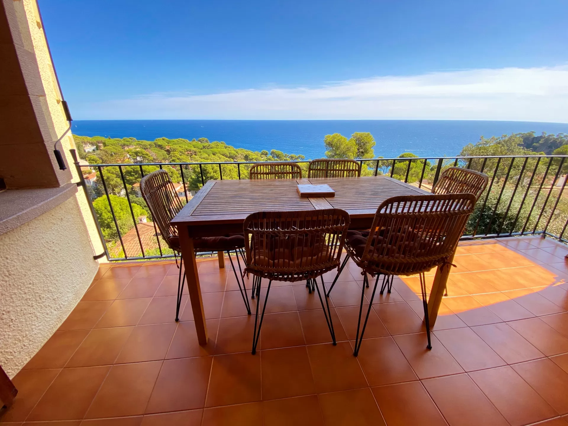 Espectaculares vistas del Mediterráneo con piscina