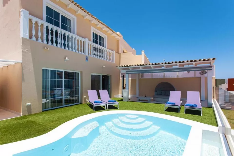 Suite Golf Caleta Abril