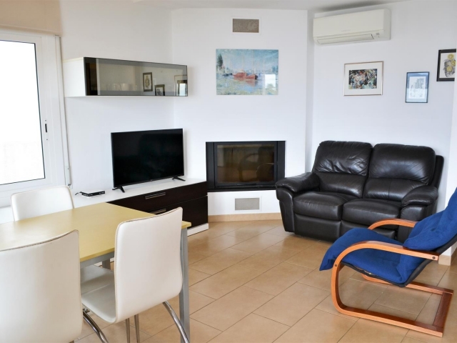 salon con chimenea