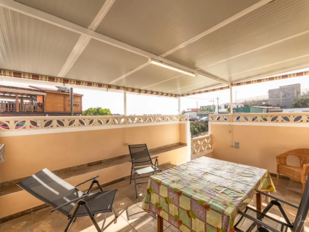  Lightbooking Vacation Rentals- Apartamento Remo