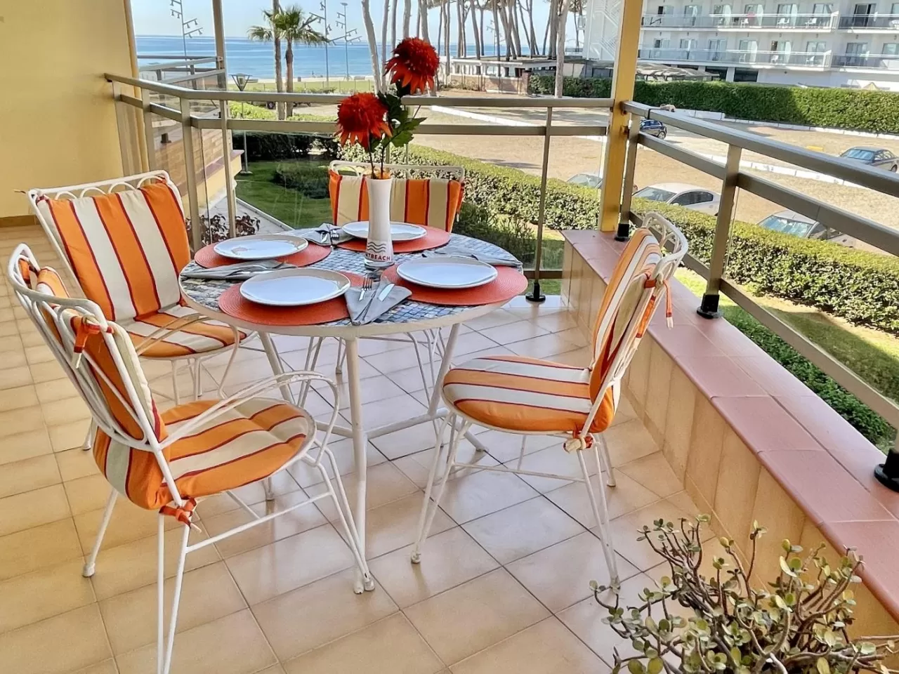 Apartbeach Sol Pins frente a la playa 