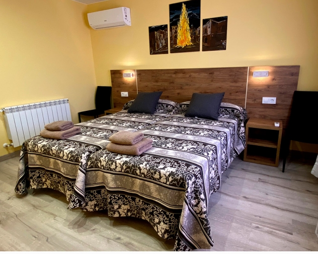 dormitorio doble con 2 camas