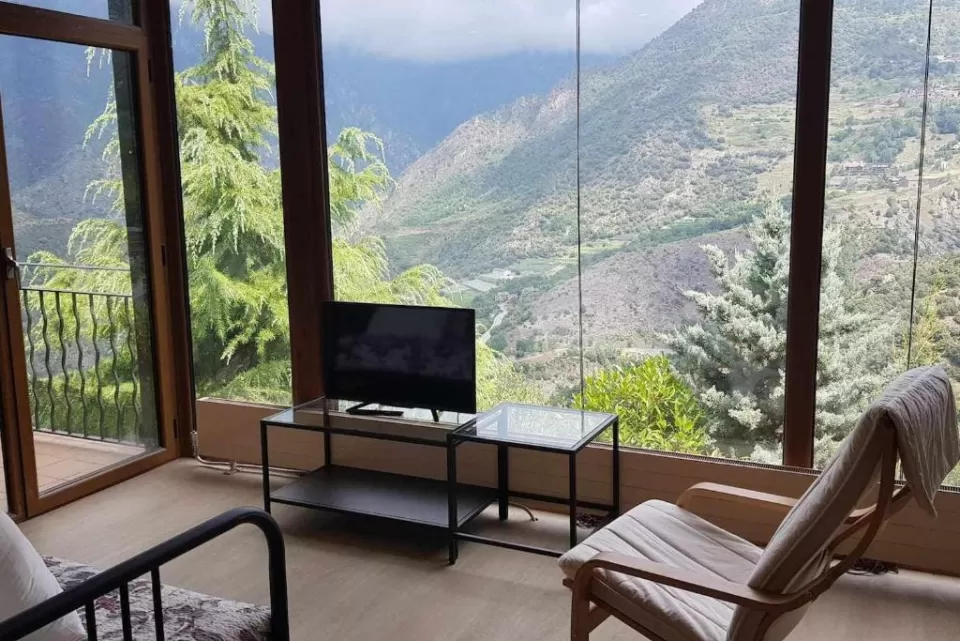 Camp de Claror- Refugio Mirador