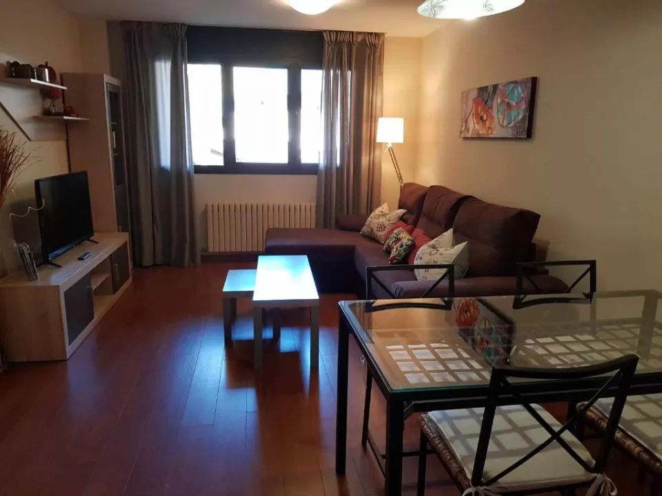 Camp de Claror- Apartamento centro de Canillo
