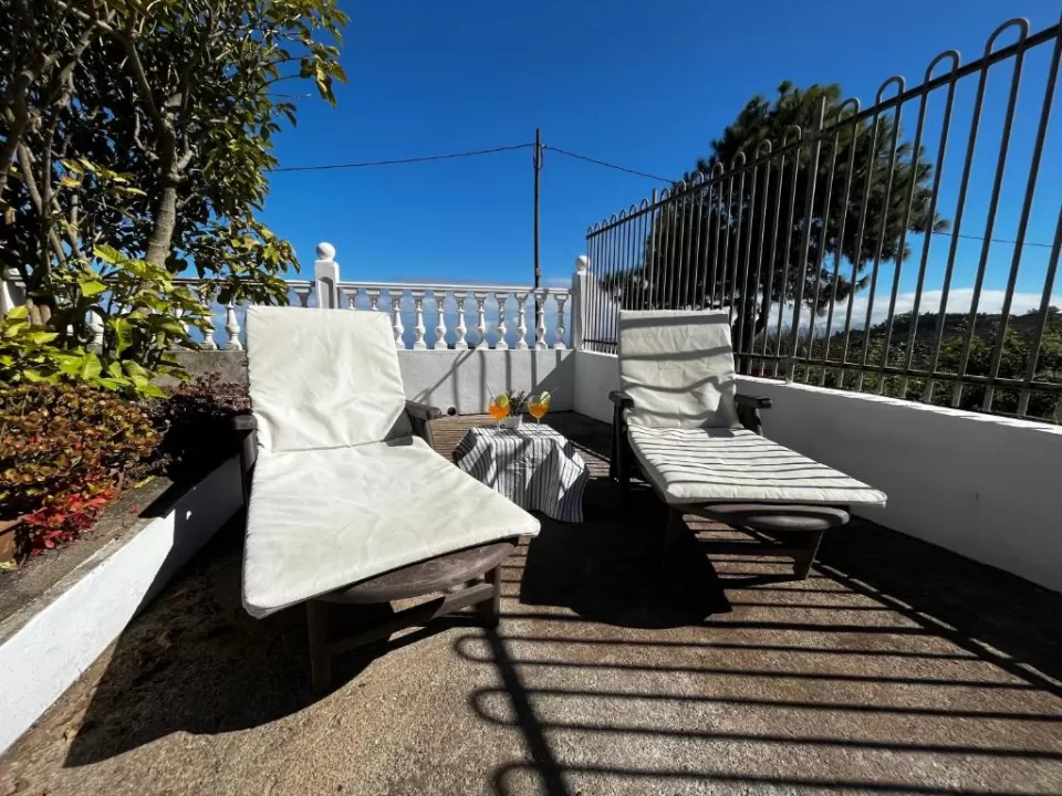Lightbooking Vacation Rentals- Casita de Agua