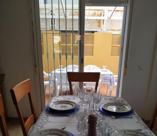 Sala de estar y mesa 