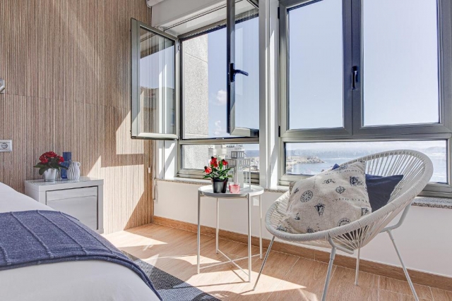Arroaz dormitorio y vistas