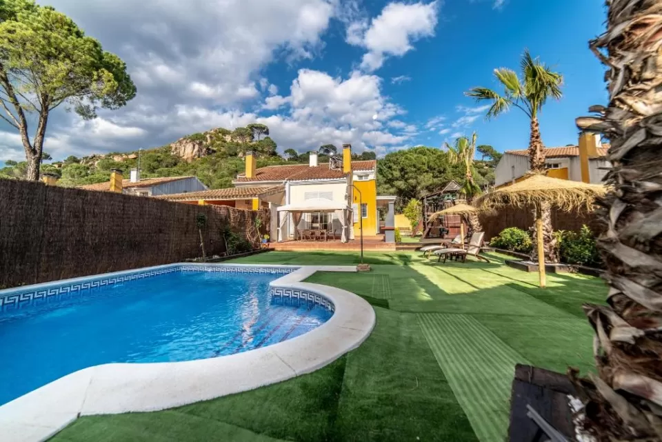 El Oasis del Lago