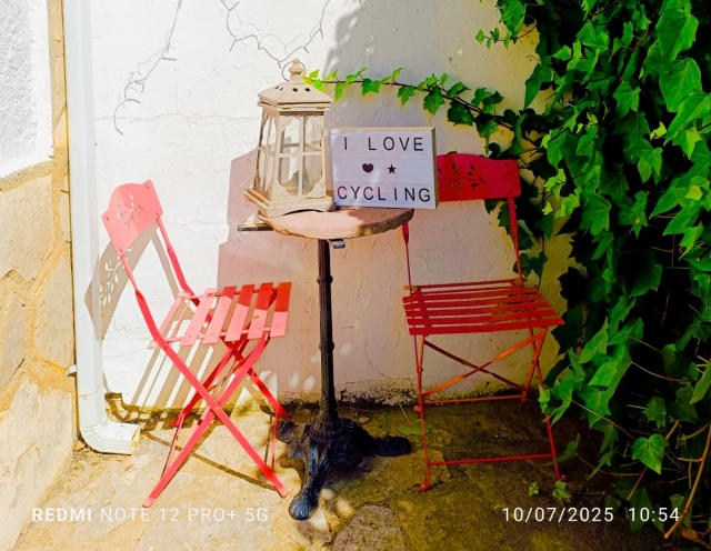 Amplia casa con piscina