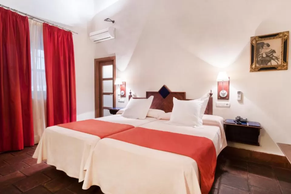 Interior Twin Room