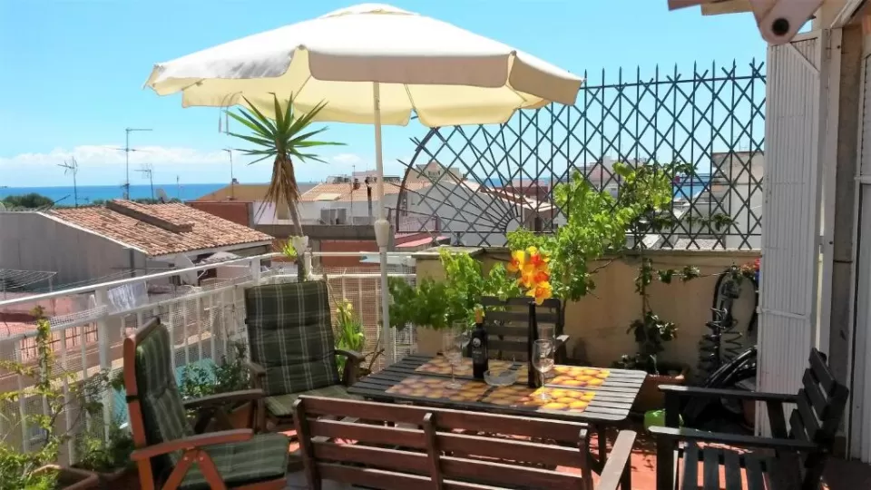 Apartafriends 4U- Apartamento Mediterráneo