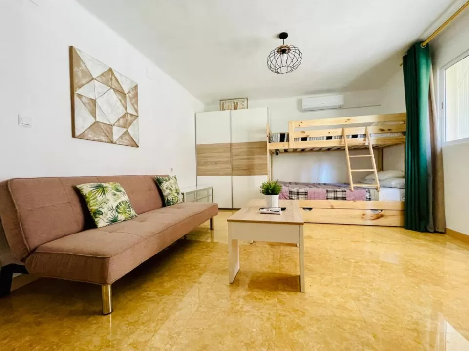 Costa Daurada Apartments- Anafi