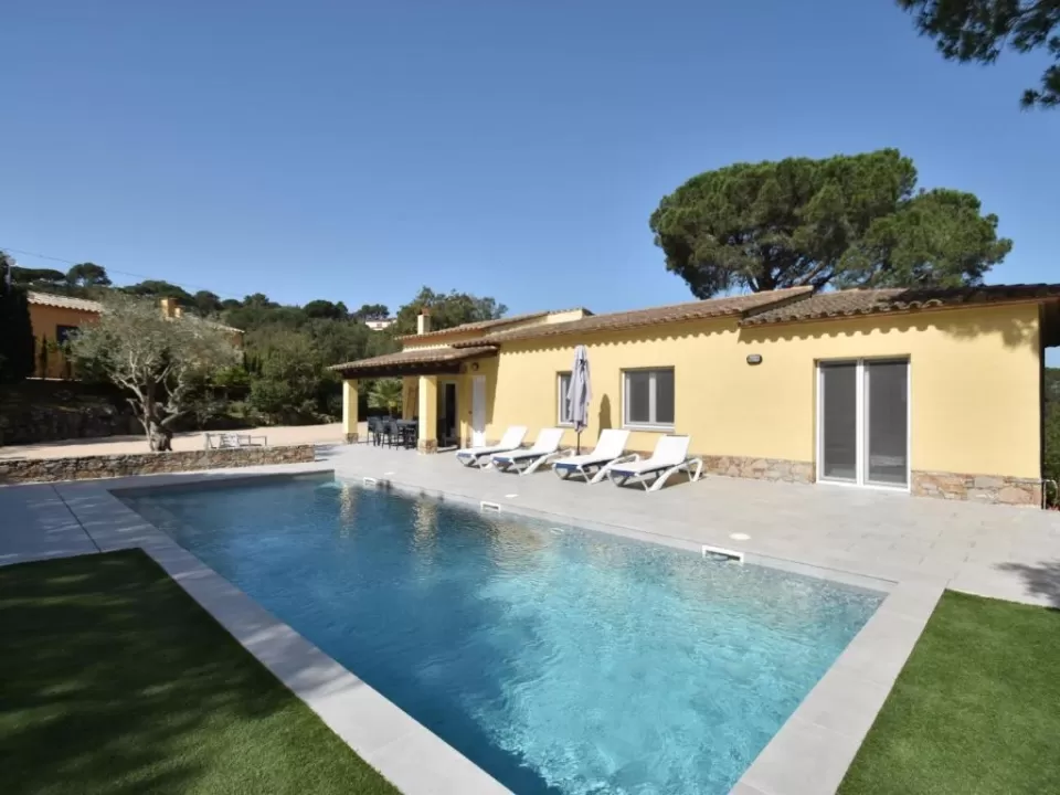 Begur Rentals- Casa Riebie