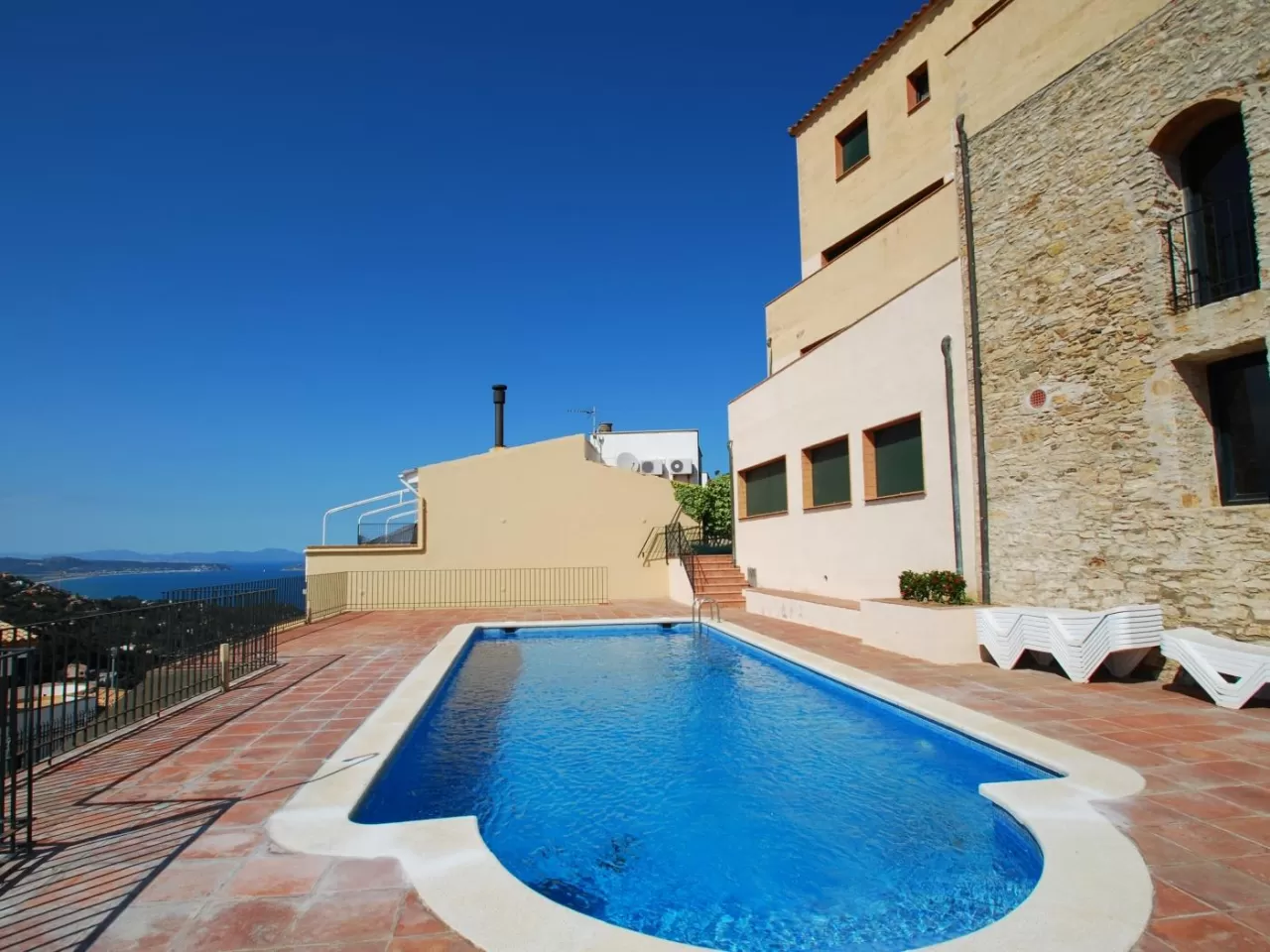 Begur Rentals- Apartamento León