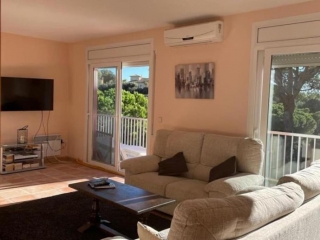 Grande chambre avec air conditionné