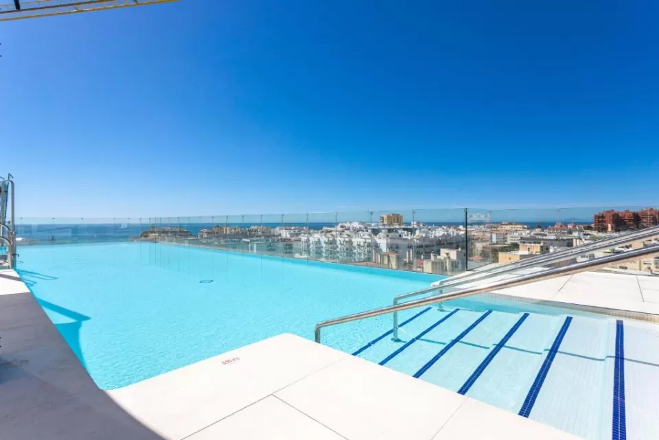 GHR Rentals- Green Infinity Luxury Apartment
