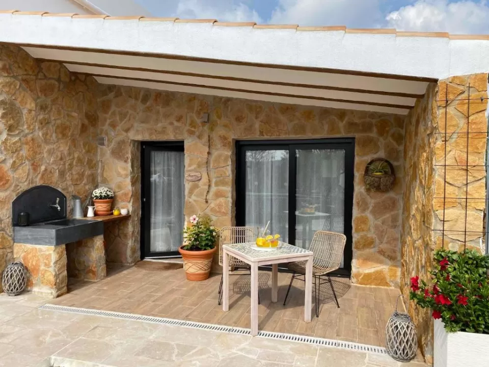 Apartamento con vistas a la piscina