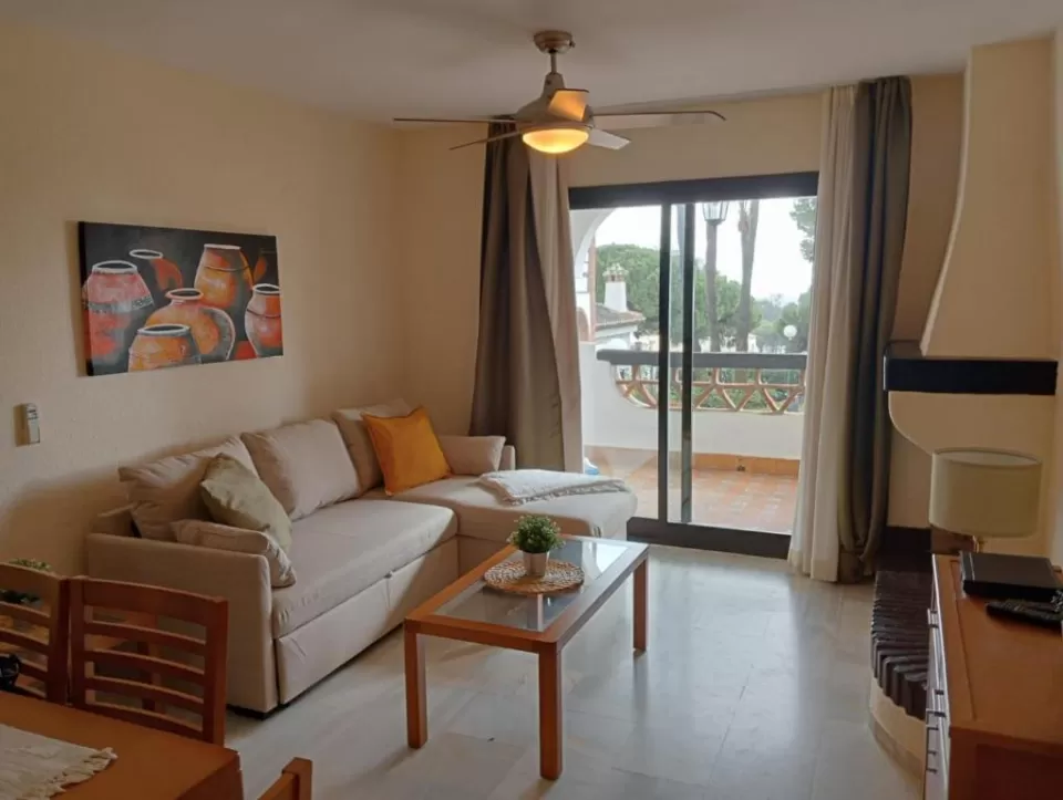 GHR Rentals- Calahonda Terrace Pueblo Apartment