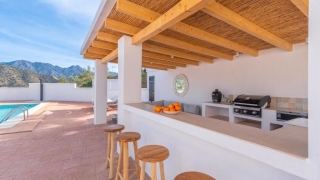 Grand espace barbecue