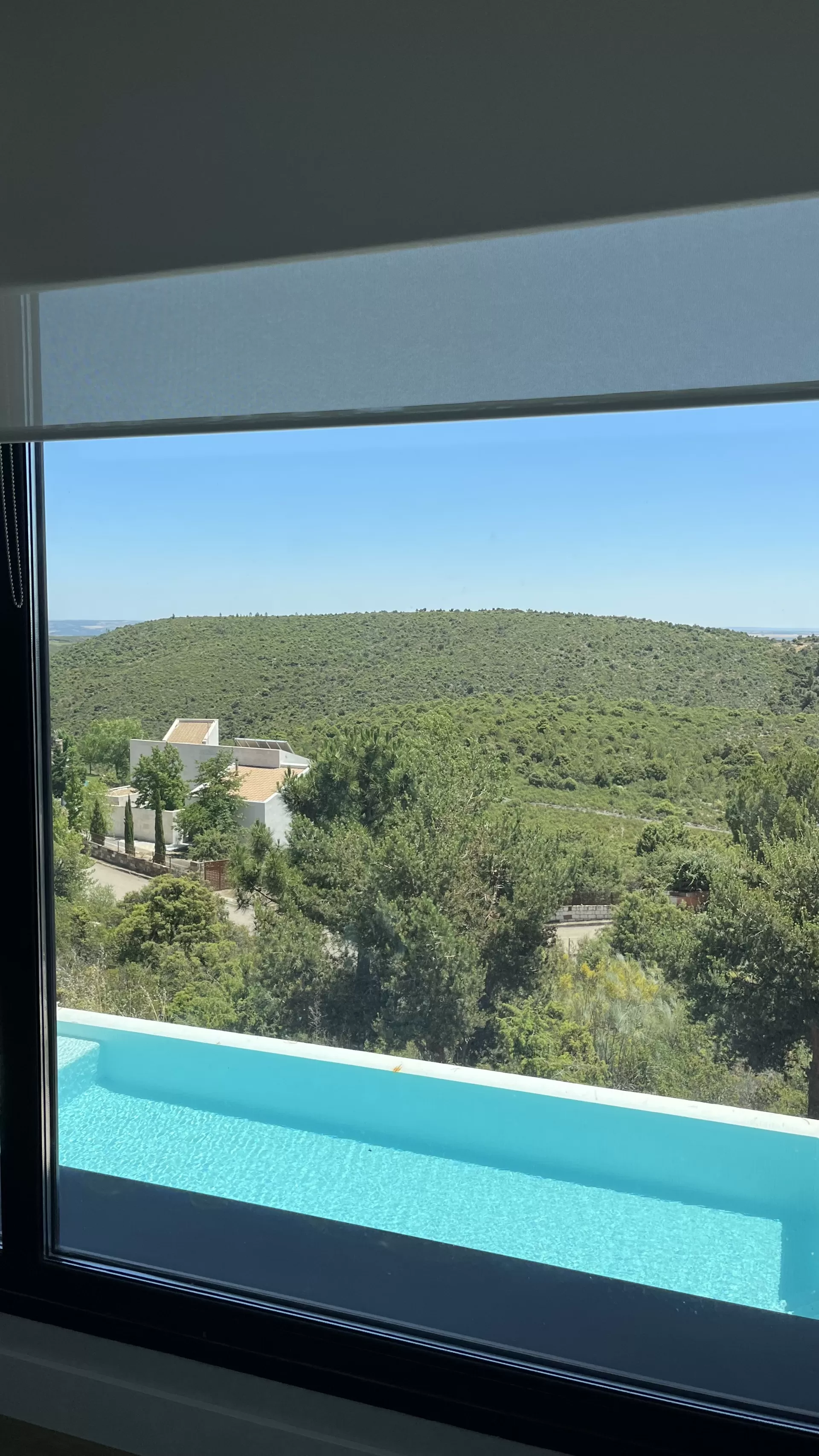 Manuel Gómez en su estacia en Chalet en mitad de la montaña 4713_1