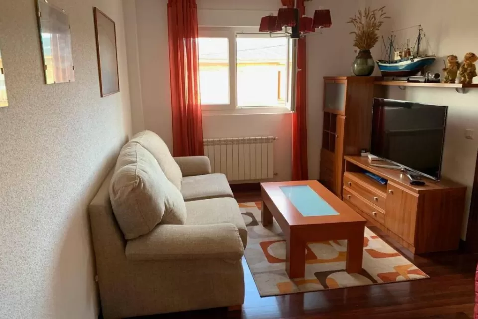 Apartamento con garaje y piscina comunitaria