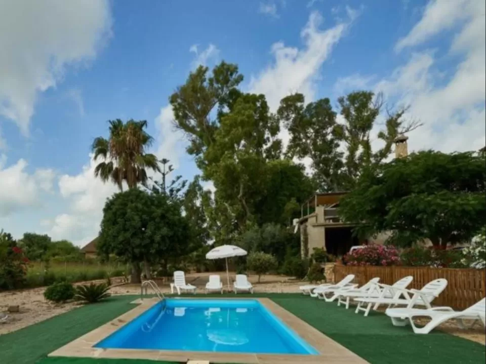 Estudio La Sorrapa con piscina