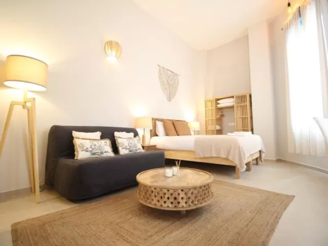 Del Parque Flats- Monkey 1